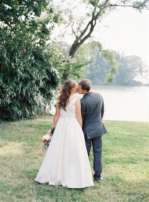 Summertime Waterfront Wedding In Maryland Waterfront Wedding Wedding