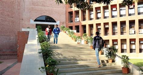 Cabinet Clears Proposal 7 New Iims Will Have Permanent Campus By June 2021