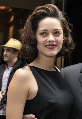 Marion cotillard est une actrice française née à paris le 30 septembre 1975. 【ショートへアも似合う!】マリオン・コティヤールの画像 | Marion cotillard hair ...