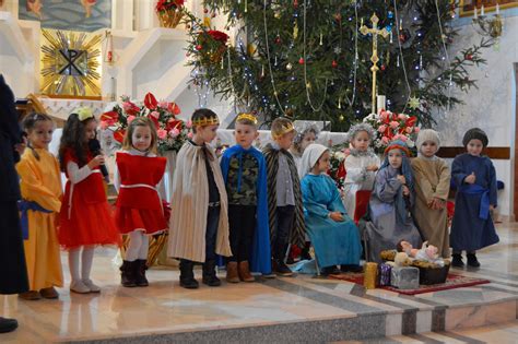 Maybe you would like to learn more about one of these? Scenetă de Crăciun! - Parohia Sf. Fecioara Maria, Regina ...