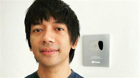 Maybe you would like to learn more about one of these? Dulu Ngontrak Rp 250.000 Genteng Bocor, Kini Rian DMasiv ...