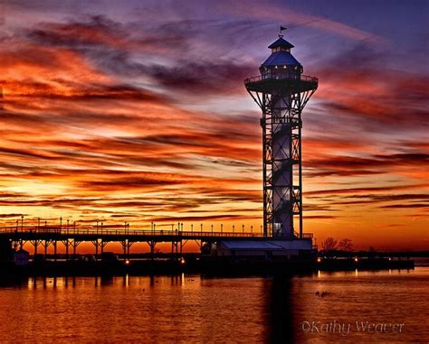 Sunset At Dobbins Landing Erie Pa Erie Lighthouse Photos Presque