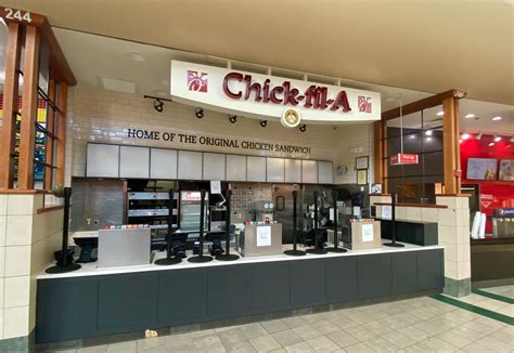 Chick-fil-A at the Dulles Town Center closed for good - The Burn