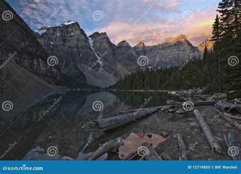 Sunrise At Moraine Lake Banff National Park Stock Image Image Of