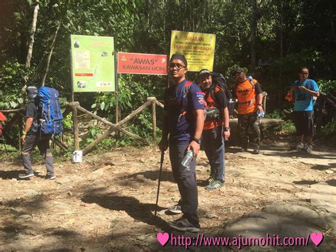 Its peak borders pahang & selangor state. Aktiviti mendaki Hutan Lipur Gunung Nuang - Ajumohit