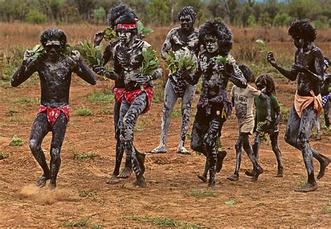 Aboriginal Burial Ceremony In Arnhem Land Northern Territory Australia Gunther Deichmann