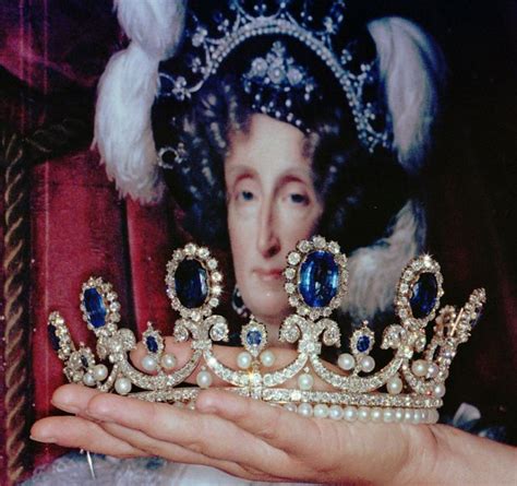 The Entire Parure Was Auctioned By Sothebys In 1993 Royal Crowns