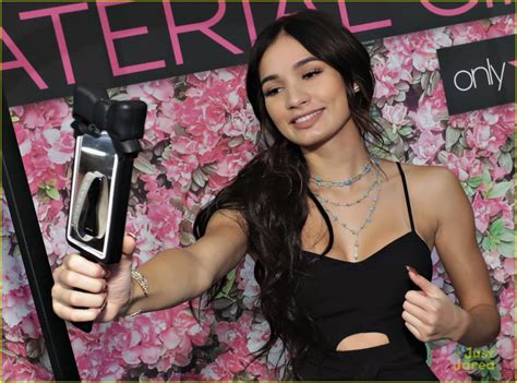 Full Sized Photo Of Pia Mia Dark Hair Material Girl Event 65 Pia Mia Shows Off New Brunette
