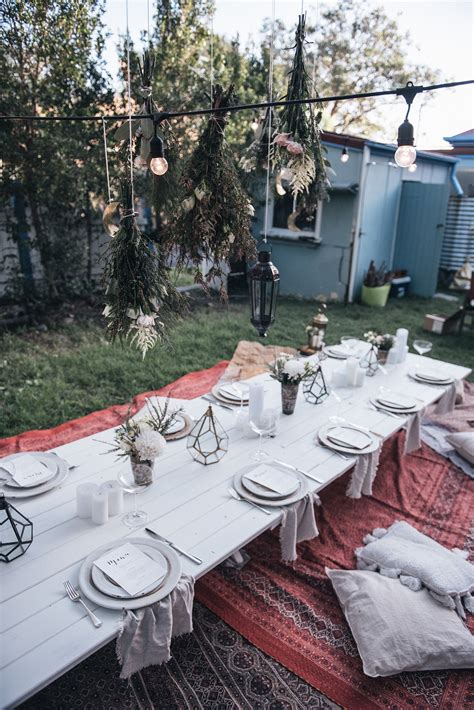 How To Host A Bohemian Dinner Party Backyard Dinner Party Outdoor