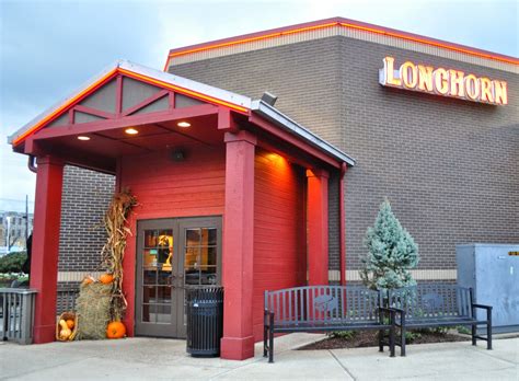 Restaurant Review: Longhorn Steakhouse | The Food Hussy!