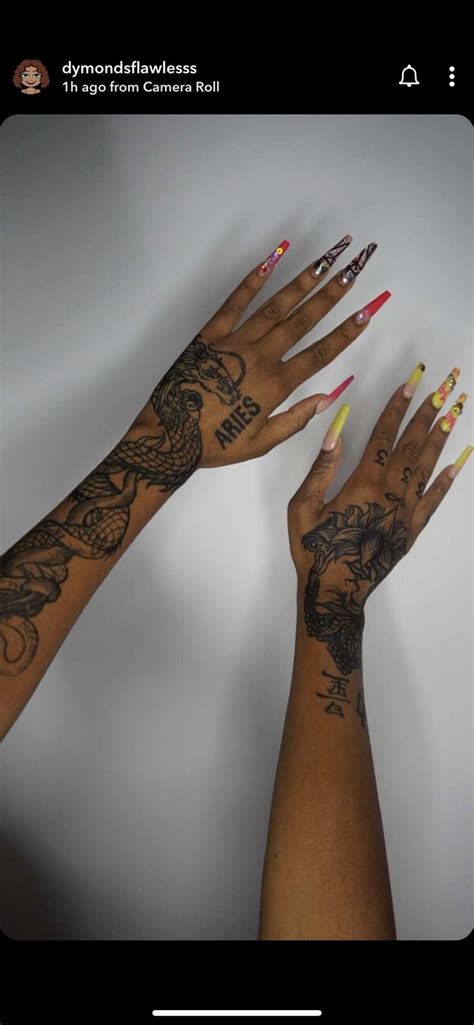 Pin By ♕ 𝓐𝓵𝓲𝓷𝓪 ♕ On Body Art In 2020 Black Girls With Tattoos Hand