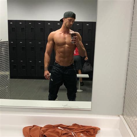 Hot Shirtless Locker Room Hunk Selfie Huge Muscular Young Tall Bro