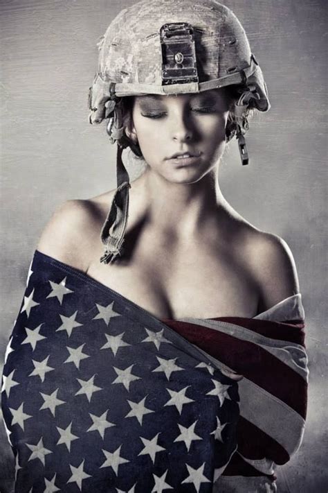 Tɦɛ ᗰíɭíтɑɾу ᗯíʄɛ military pin ups Military women Military girl