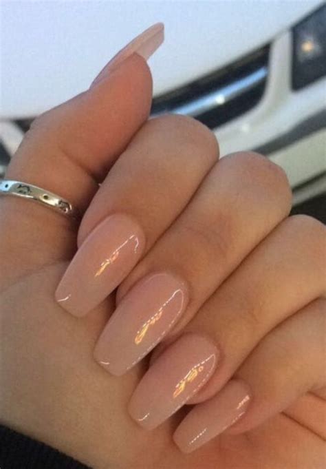 Acrylic Nudę Almond Shape Nails For 2018 Almond shape nails Pretty