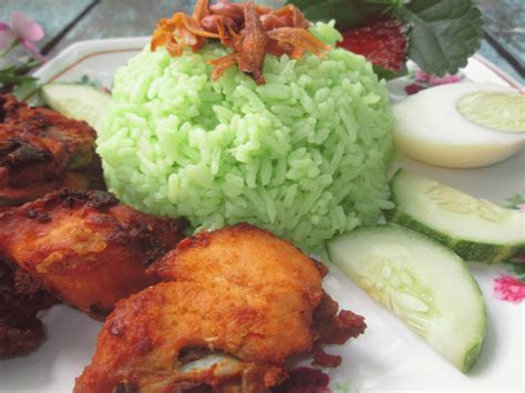 Resepi ayam goreng berempah • resepi bonda via resepibonda.com. yan's cottage: NASI LEMAK AYAM GORENG KARI