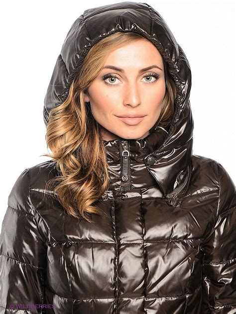 Pin By Egal On Daune Sexy Jacket Puffer Jacket Women Shiny Jacket