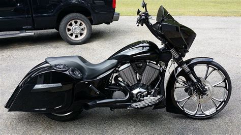 This years lloydz garage ny in house performance bike week is gonna be better than ever before! Pin by French Fuqua on Victory bagger | Victory ...