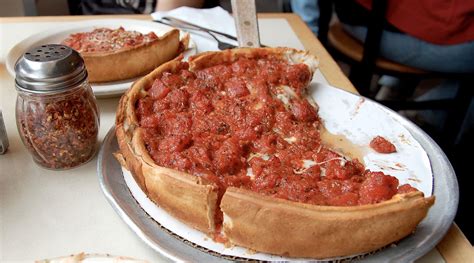 Chicago Deep Dish Pizza Near The Dock Mercury Chicagos Skyline