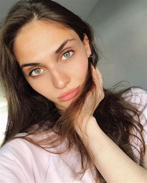 Stella Trapsh On Instagram “🦆” Instagram Model Wilhelmina Models