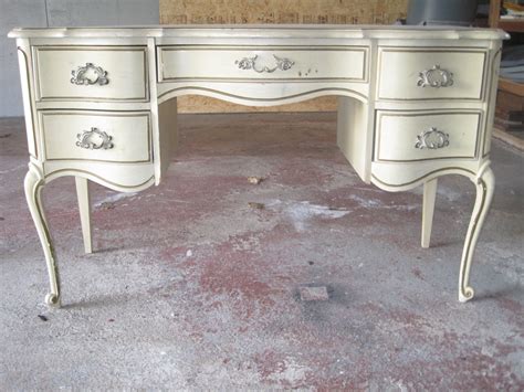 How To Spray Paint Wooden Furniture Finding Silver Linings
