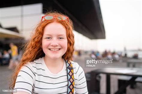 Tween Redhead Girl Bildbanksfoton Och Bilder Getty Images