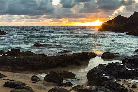 Honolulus Best Secluded Beaches Ihg Travel Blog