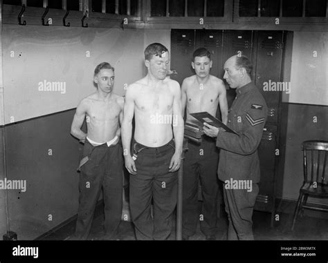 Medical Examination Recruits Hi Res Stock Photography And Images Alamy