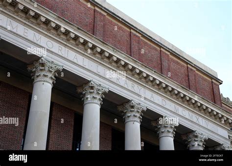 Harvard University Widener Memorial Library Hi Res Stock Photography