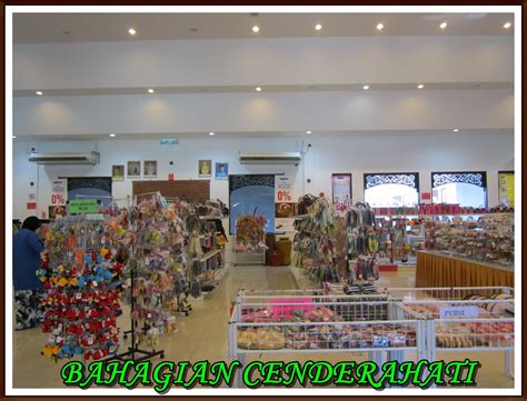 Restaurants near noor arfa craft complex: Noor Arfa Craft Complex