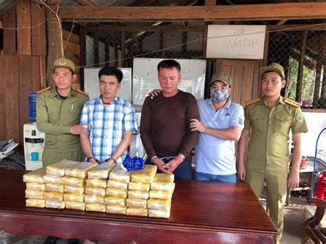 Two Lao Men Caught With 200000 Synthetic Drugs