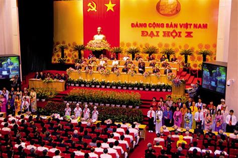 Các Kỳ Đại Hội Của Đảng Cộng Sản Việt Nam Qua ảnh