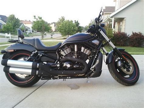 Vrscdx night rod special features: 2009 Harley-Davidson® VRSCDX V-Rod® Night Rod™ Special ...