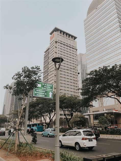 Gedung Sudirman Jakarta Street View Building Views