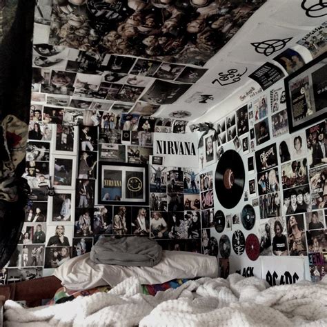 Pin By Isabellagmgordon On Room Ideas Punk Room Grunge Room Rock Room