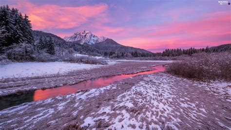 Slovenia is known for its natural beauty. Zelenci Springs Nature Reserve, Sunrise, viewes, winter ...