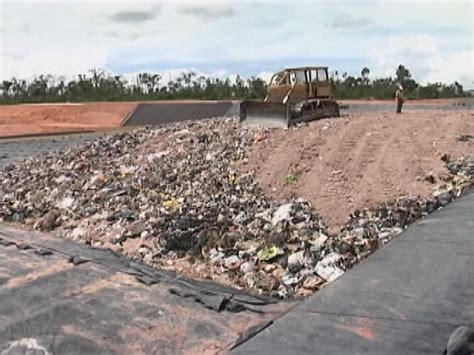 Bukit tagar sanitary landfill english. The modernized sanitary landfill in full operation ...