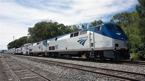 Amtraks Missouri River Runner Train Struck By Boulder Fox 2
