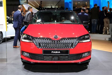 Škoda odhalila v online světové premiéře čtvrtou generaci modelu fabia. Skoda Fabia Facelift 2018 - Škoda - Autopareri