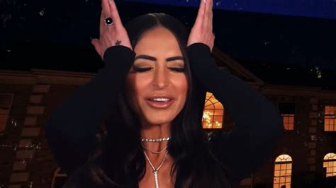 Jersey Shore Fans Slam Angelina Pivarnick As A Liar For Denying She