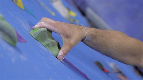 How To Grip Indoor Climbing Holds Rock Climbing Youtube