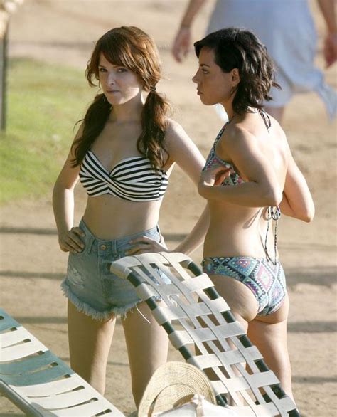 Anna Kendrick Sizzles On The Set Of Her New Film In Bikini Top And Short Shorts 12 Fun Pics