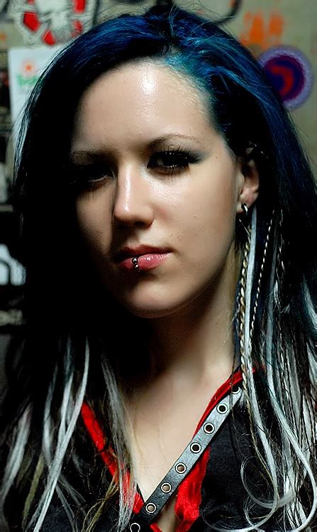 She is the lead vocalist of the swedish melodic death metal band arch alissa's maternal grandfather was joseph patrick michael joe white (the son of john. Femmes du Metal (depuis 2010): Photos - Alissa White-Gluz II