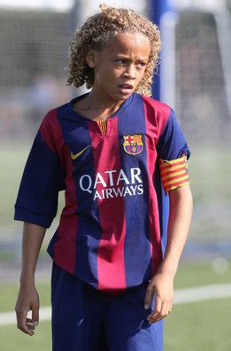 Let's take a look at xavi simons's current relationship, dating history, rumored hookups and past exes. mesqueunclub.gr: Pictures:Xavi Simons a young promising talent