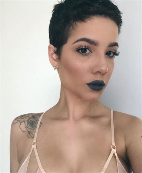 11 pics that prove halsey is the ultimate hair chameleon shaved hair women buzzed hair