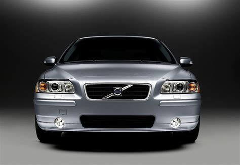 We can provide information about 11 modifications of this generation. VOLVO S60 - 2008, 2009, 2010 - autoevolution