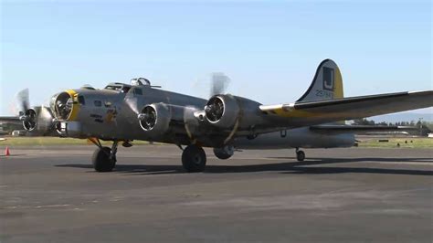 Liberty Belle B 17 Flying Fortress Startup And Taxi At Hayward Airport