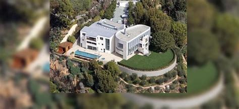 Tom Hankss Current Home In Los Angeles Since January 2010