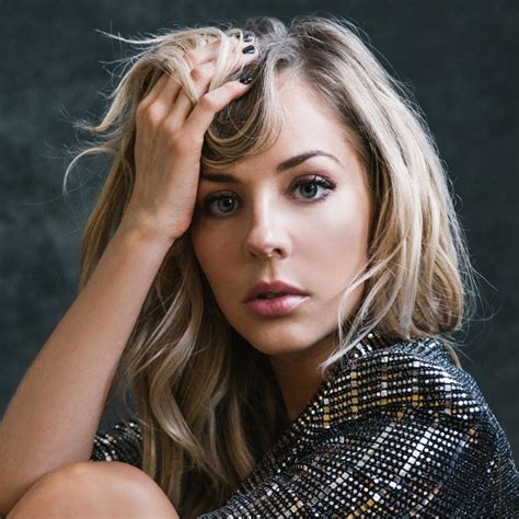 MACKENZIE PORTER RETURNS WITH ANNOUNCEMENT OF NEW MUSIC | Big Loud Records
