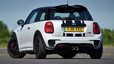 2016 Mini John Cooper Works Challenge Edition 3 Door Uk Tapety Na