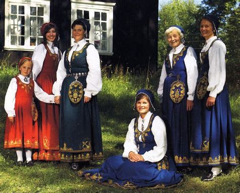 folkcostumeandembroidery overview of norwegian costumes part 1 the southeast norwegian people